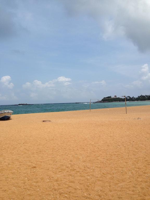 Holiday Inn Unawatuna Oda fotoğraf