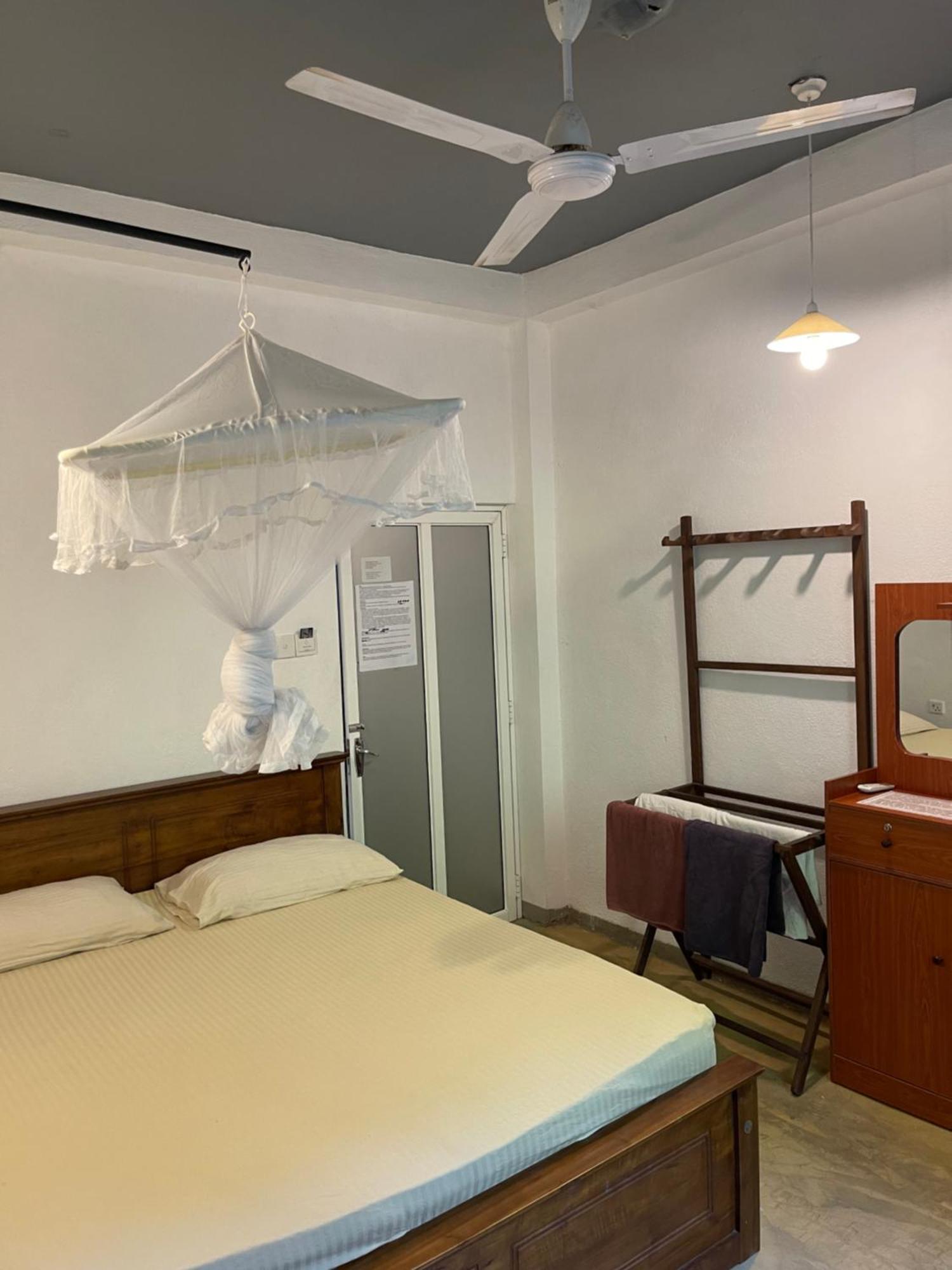 Holiday Inn Unawatuna Dış mekan fotoğraf