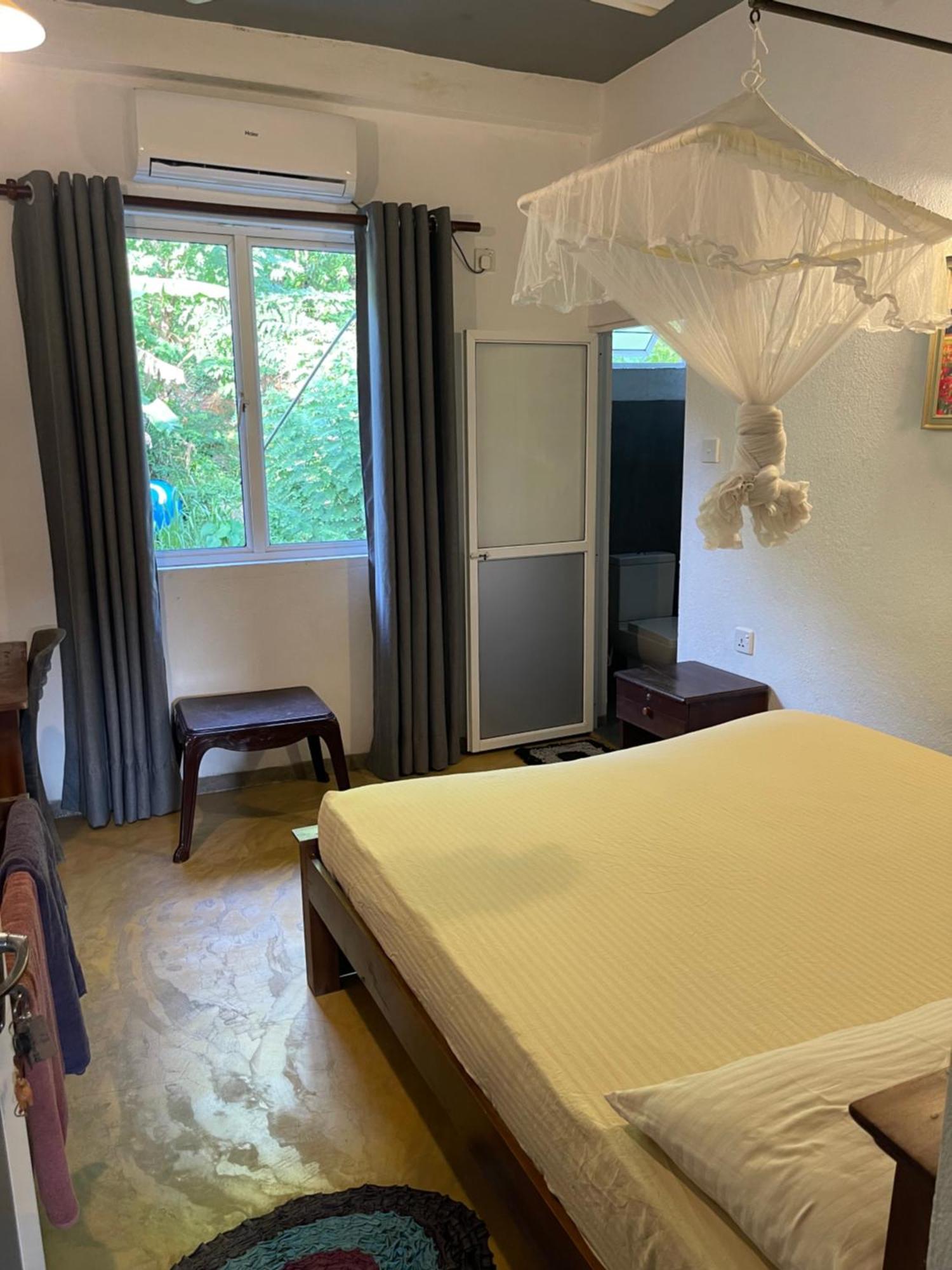 Holiday Inn Unawatuna Dış mekan fotoğraf