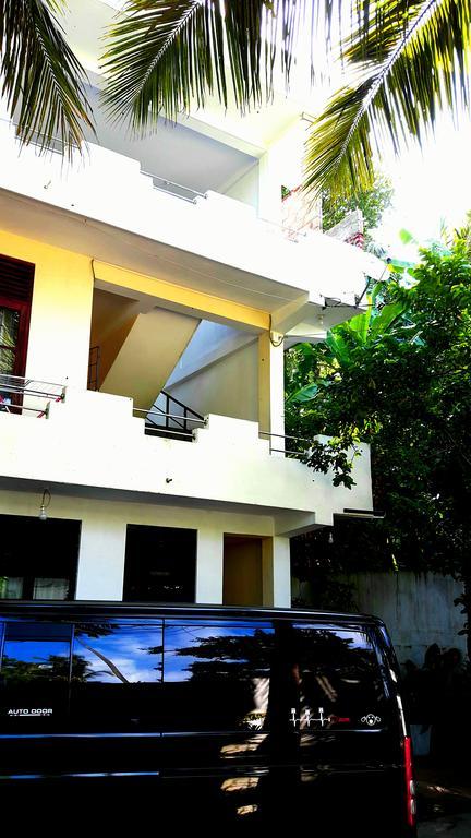 Holiday Inn Unawatuna Dış mekan fotoğraf