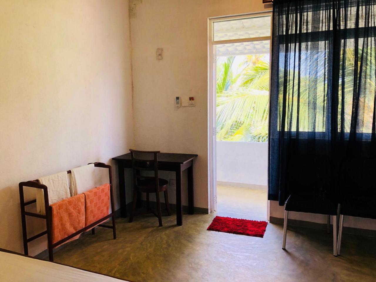 Holiday Inn Unawatuna Dış mekan fotoğraf