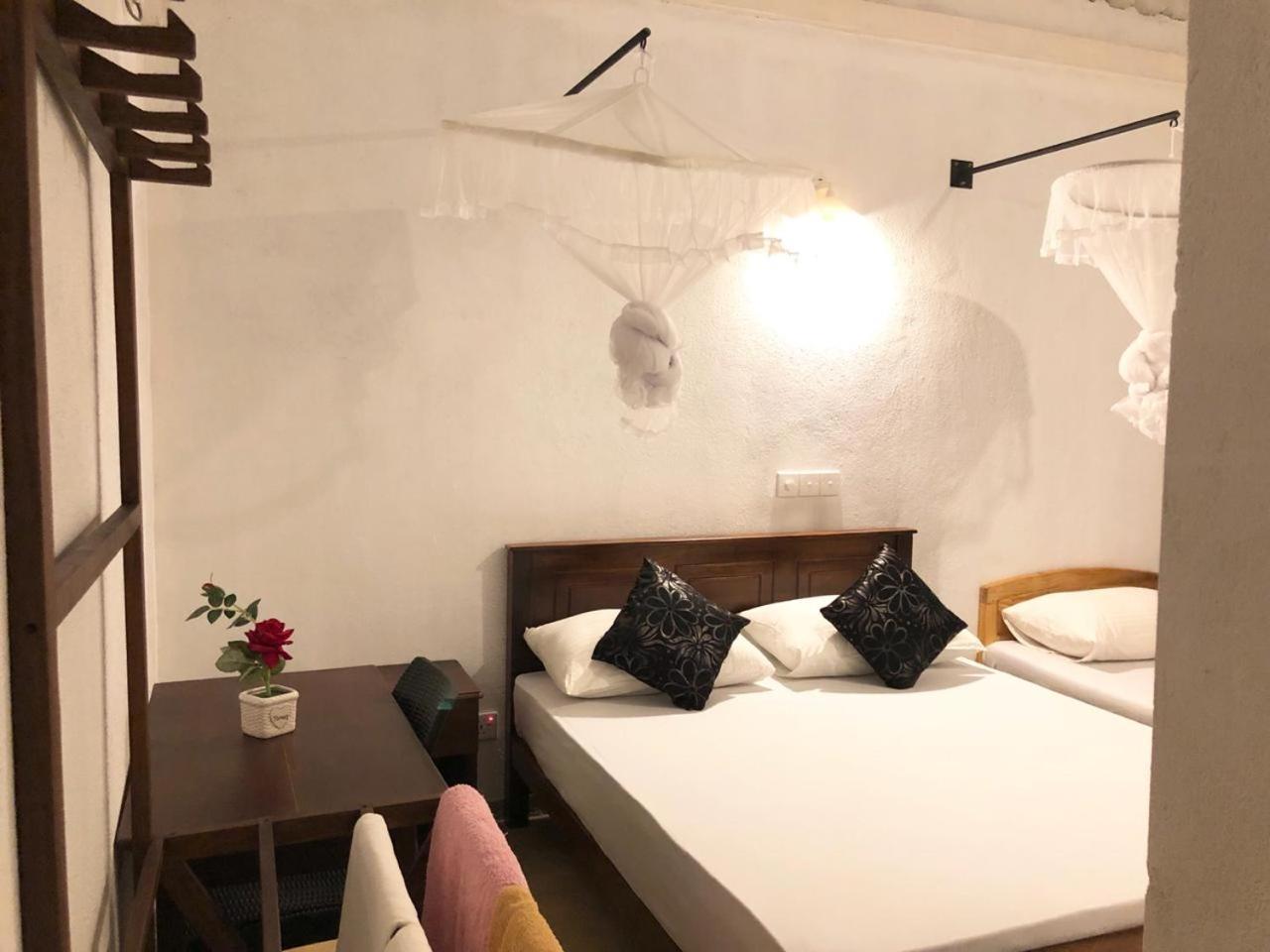 Holiday Inn Unawatuna Dış mekan fotoğraf